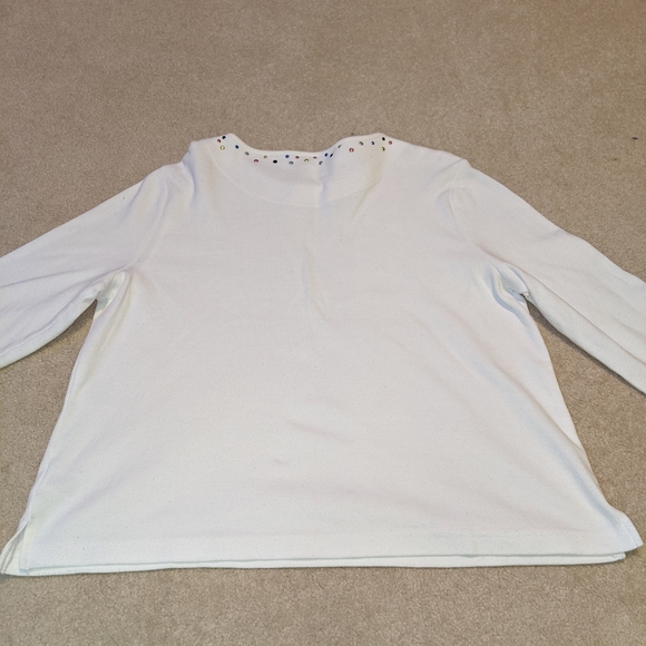 Breckenridge White top - Picture 15 of 16